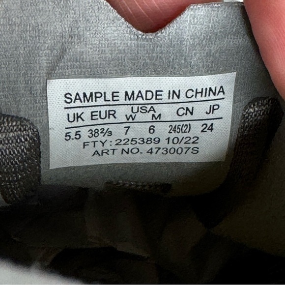 NWOT Salomon Pulsar Prg Knit Unisex "Sample Pair"- Sz 7W/6M - Picture 8 of 9